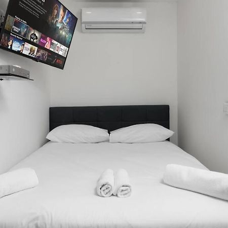 אשראם 8: מרפסת מודרנית במיקום מרכזי Apartment Eilat Exterior photo