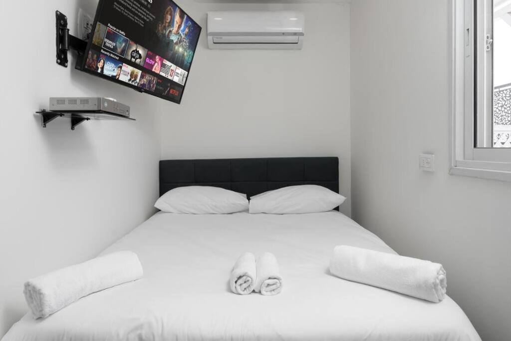 אשראם 8: מרפסת מודרנית במיקום מרכזי Apartment Eilat Exterior photo